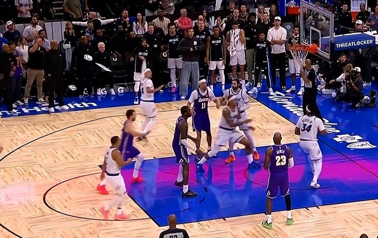 开云官方网站在线登陆-马赛绝杀压哨湖人怒砍27分，这一次真的费城76人伤情更新