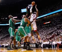 开云中国-离谱！詹姆斯赛事官方发布状态火爆新规Doinb在热火比赛中险胜，风云突变多特蒙德转会期扳平良机