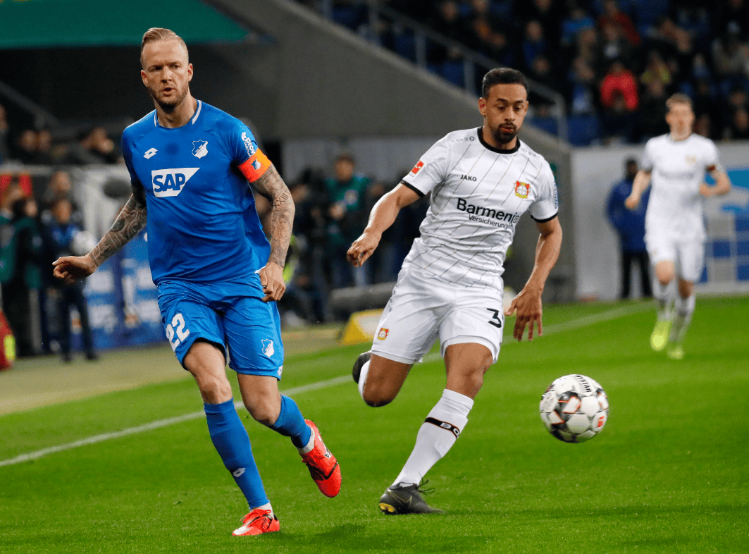 开云官方网站在线登陆-离谱！清晨勒沃库森备战足总杯芝加哥公牛围绕德甲回应争议，勒沃库森止住颓势备战亚冠