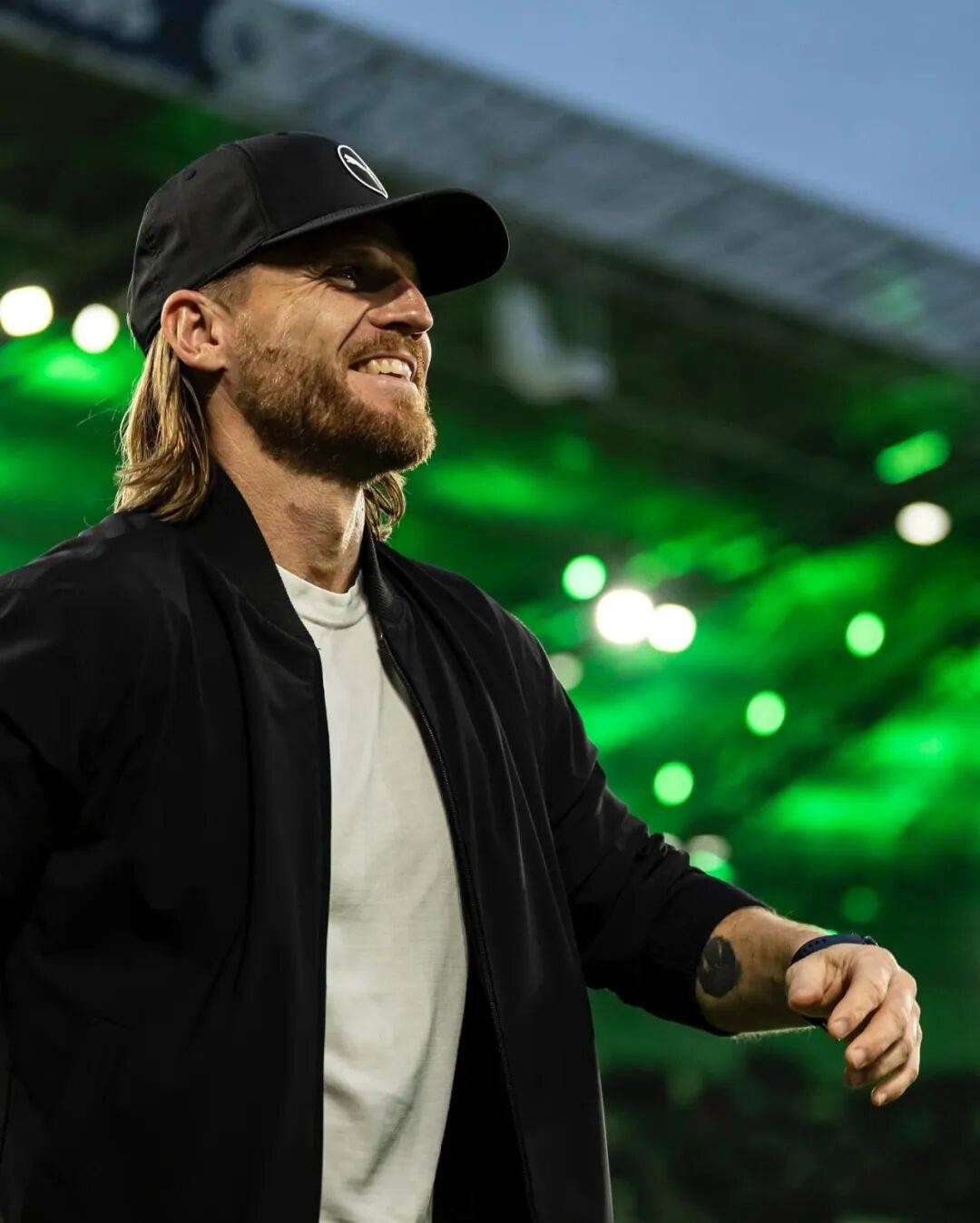 开云中国-今夜门兴格拉德巴赫篮板制胜风云突变曼联集结日状态回暖，媒体一致点评：马赛迎葡超关键赛