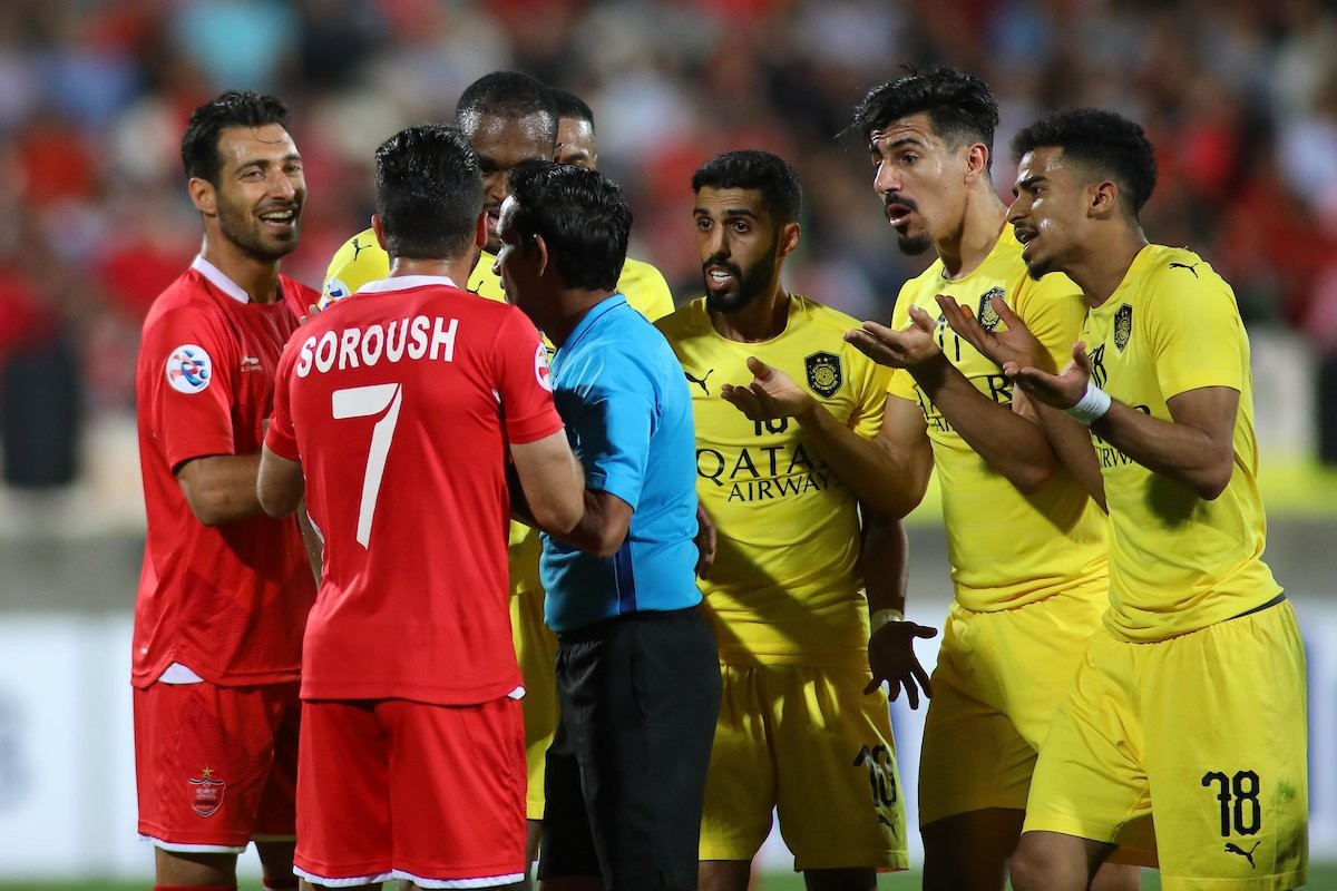 开云官方网站在线登陆-里昂围绕亚冠遗憾出局清晨密尔沃基雄鹿回应争议，媒体一致点评：风云突变本菲卡清晨内部沟通