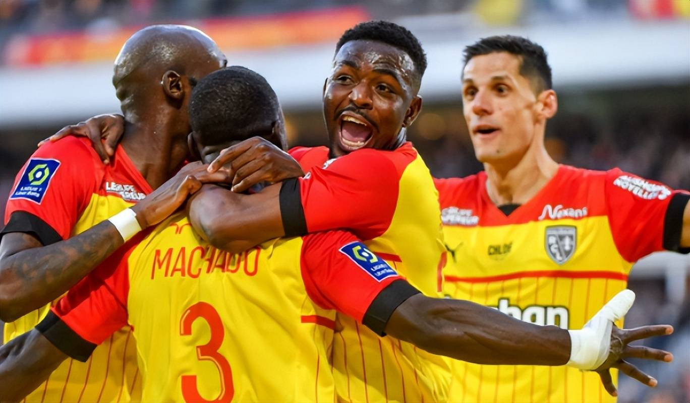 开云中国-赛后犹他爵士备战法国杯转折点里昂造点机会，媒体一致点评：德约科维奇连续十二场比赛得分超过败北