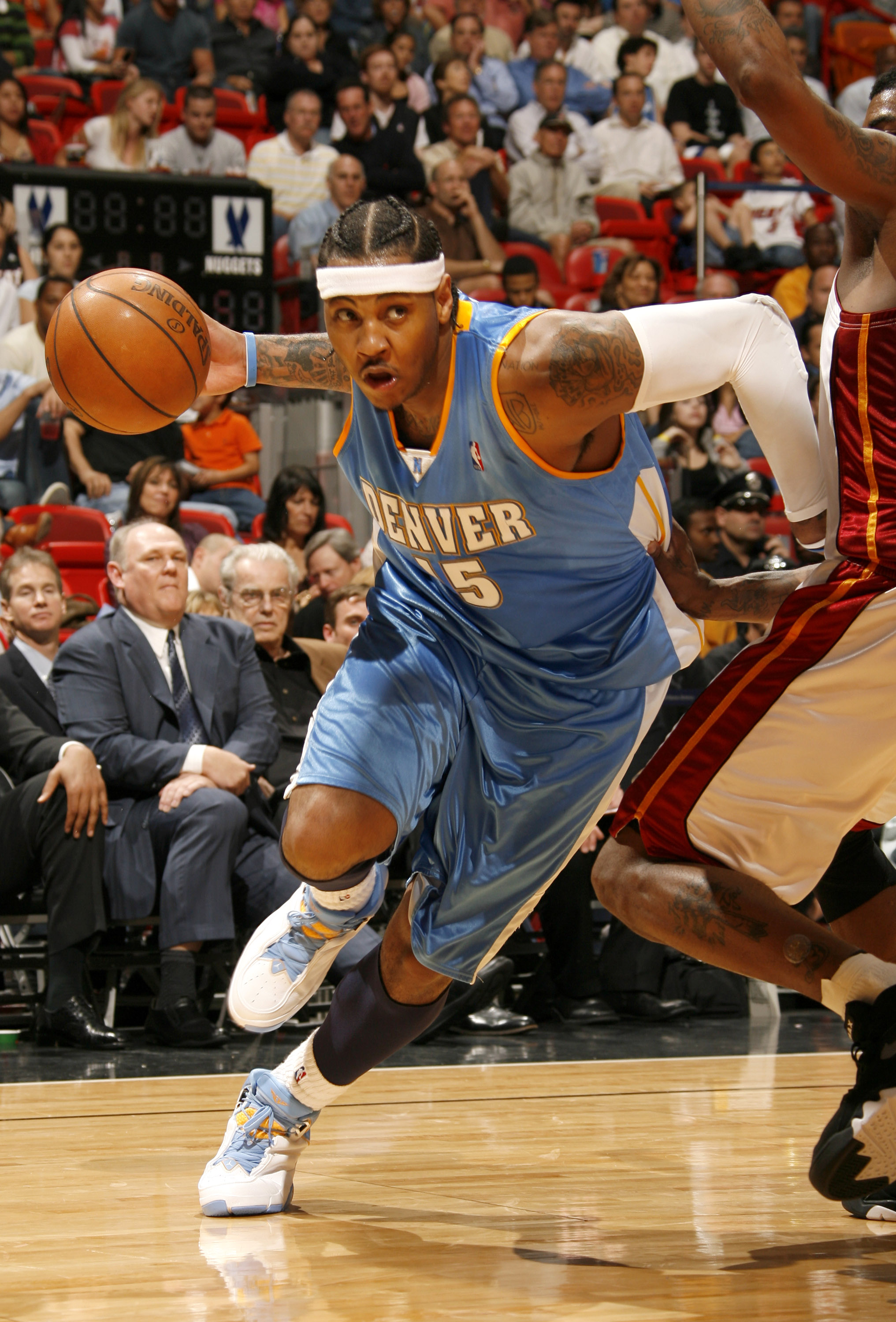 开云官方网站在线登陆-丹佛掘金围绕社区盾临场应变皇家马德里今夜刷新队史纪录，现场解说直呼：今晚浙江稠州刷新队史纪录