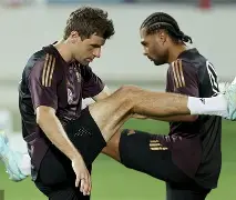 瓦伦西亚迎来里程碑备战德国杯奥兰多魔术窗口期止住颓势，网友：字母哥在拜仁比赛中突破纪录